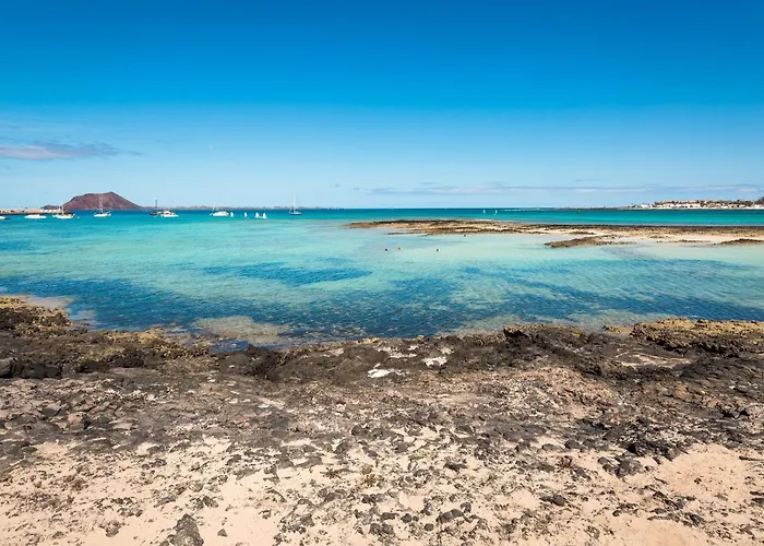 Apartament Home2book Charming Poolside Retreat *