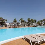Home2book Charming Poolside Retreat Apartment